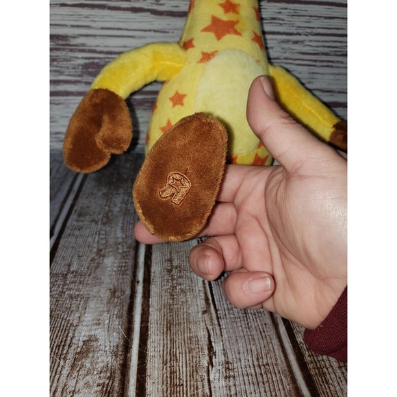 Toys R Us Geoffrey the Giraffe 18" Collectible TRU Plush Retired Pre-Owned - Picture 2 of 4